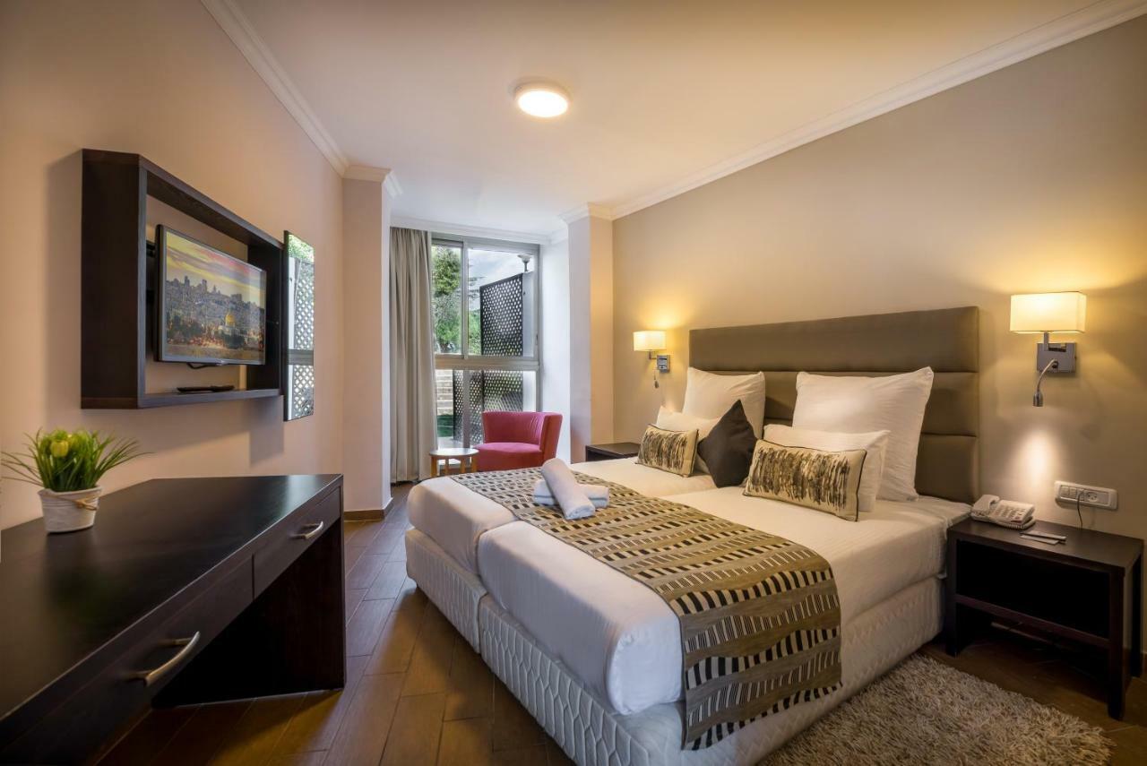 C Hotel Неве-Илан Экстерьер фото